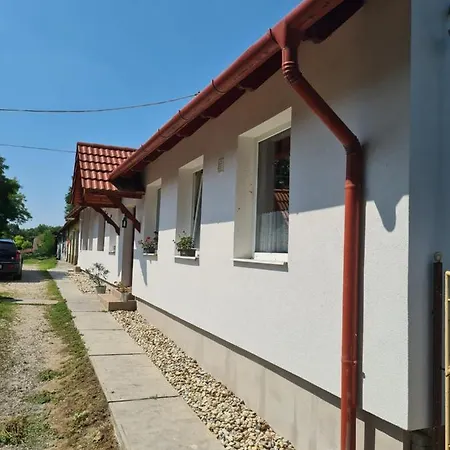 Holiday home Barka Vendeghaz Adand